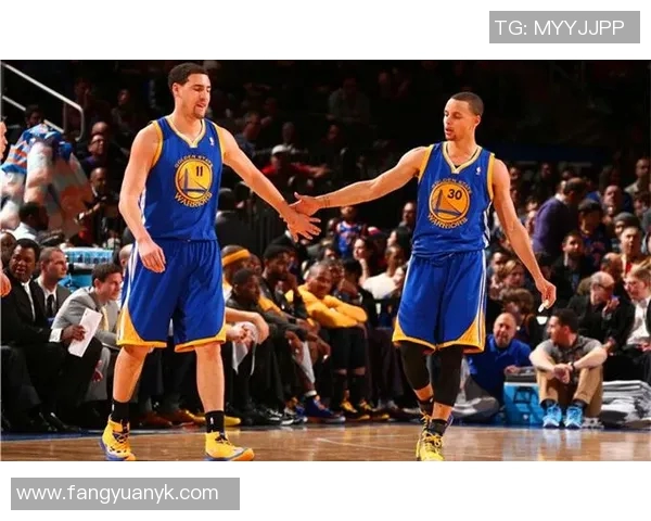 猛龙队携手阿巴基推出橙色主题衫展现公益新形象助力社区活动