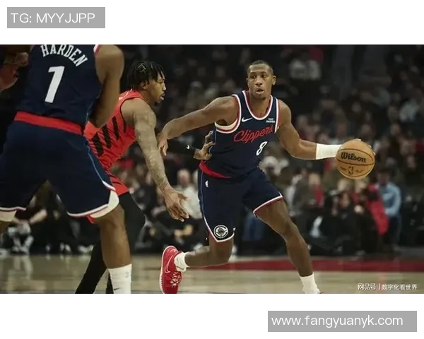 大中锋9记三分轰穿开拓者！洛佩兹是如何实现神射手转型的？