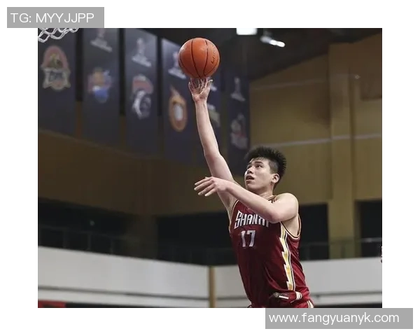 手感爆棚！段昂君三分9投8中贡献26分4篮板